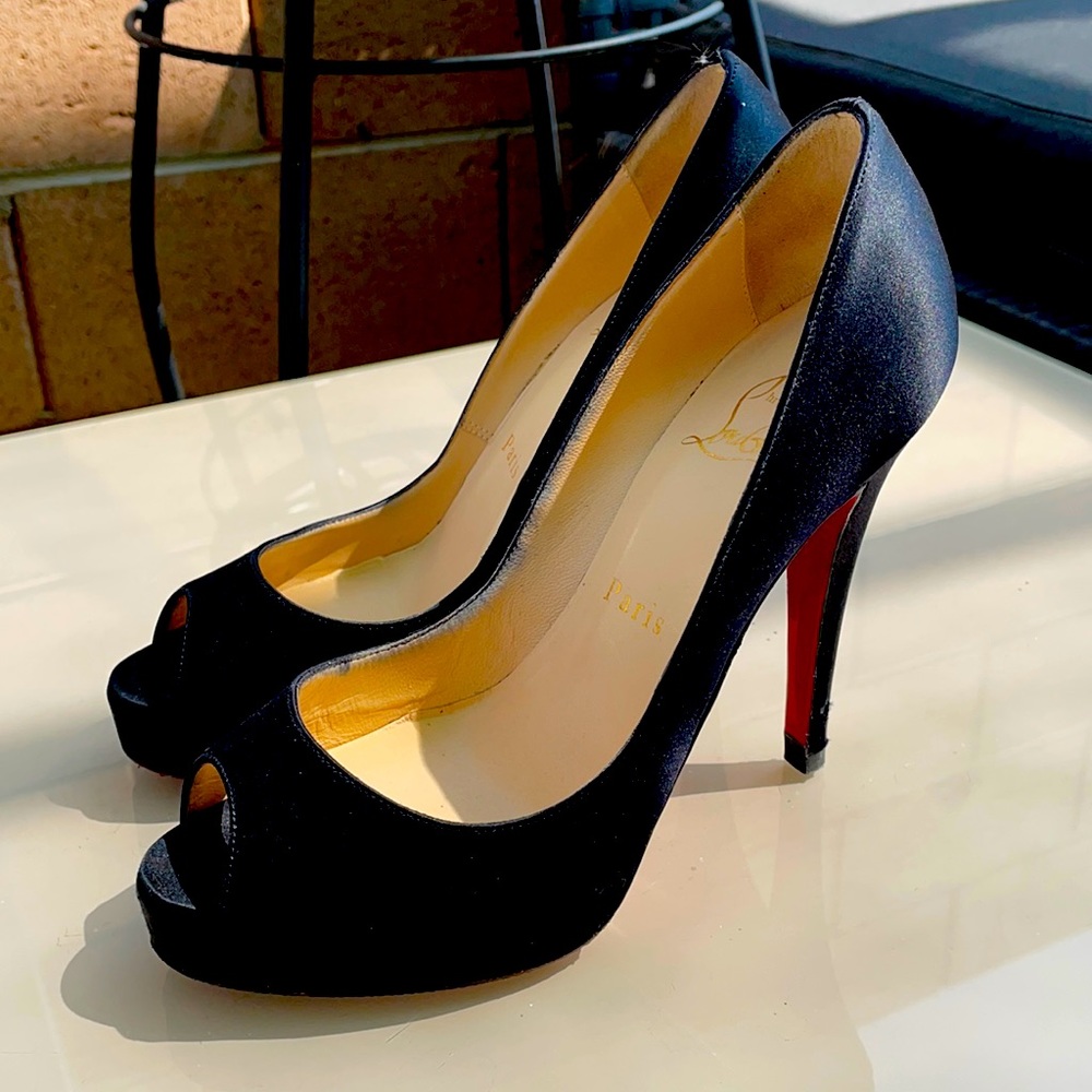 Christian Louboutin Black Satin platform 36/ 6